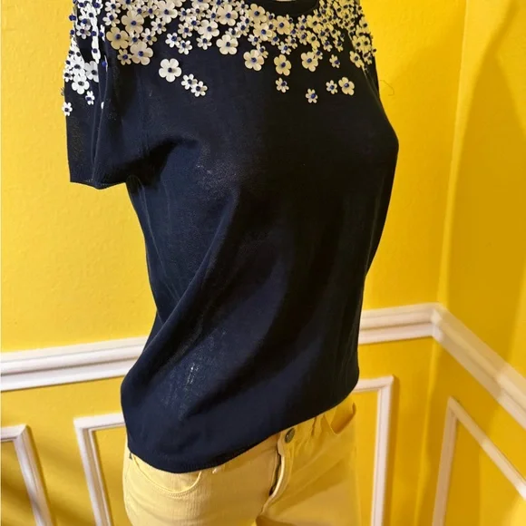 Tory Burch Black Top with White Floral Accents - Picture 13 of 14